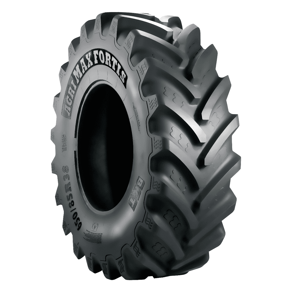 BKT Agrimax Fortis traktordekk med forsterket nylonstamme for tung transport og jordarbeid.