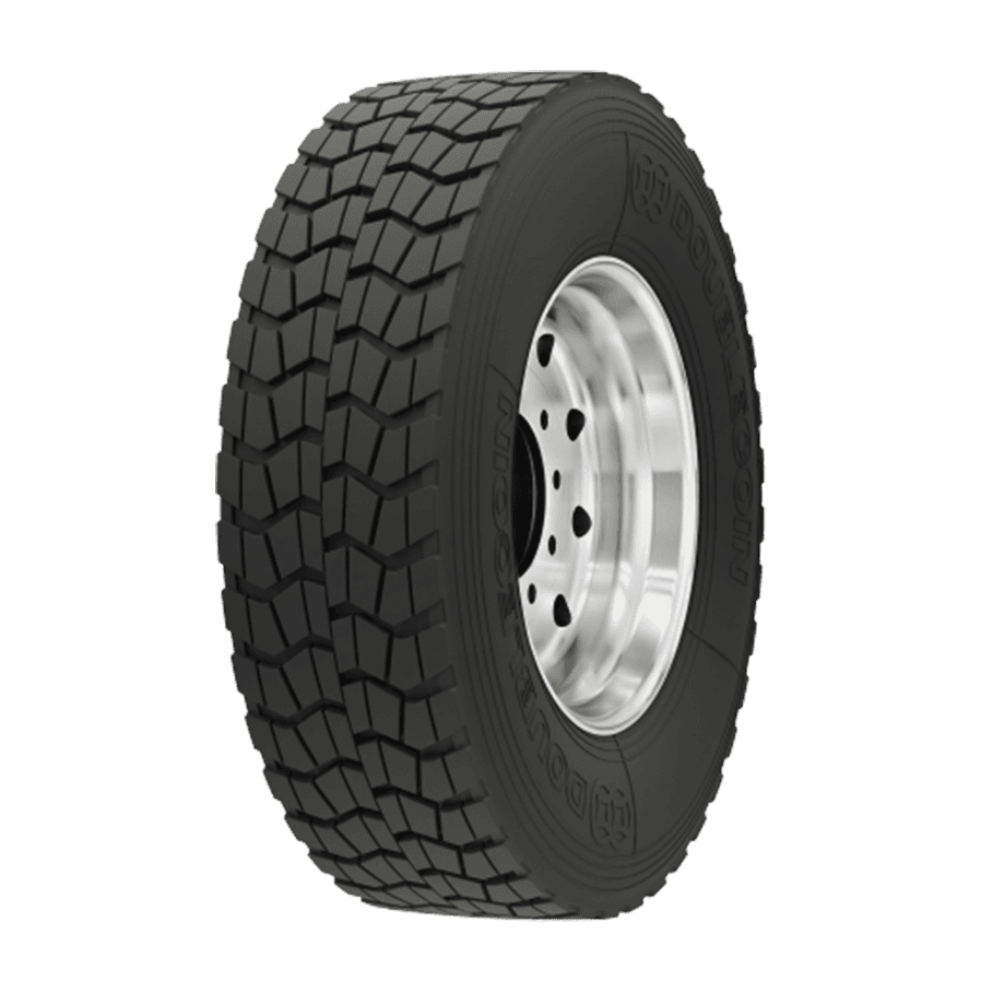 Double Coin RLB200 trekkdekk for anlegg og entreprenør, viser det aggressive retningsbestemte mønsteret designet for krevende on/off-road forhold.