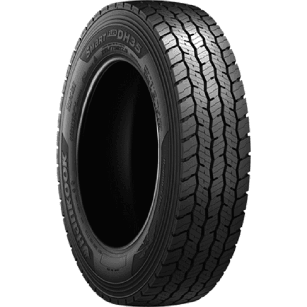 Hankook SmartFlex DH35 trekkdekk for lastebil, viser mønsteret med zigzag-spor og 3D-seiper designet for optimal trekkraft og slitestyrke.