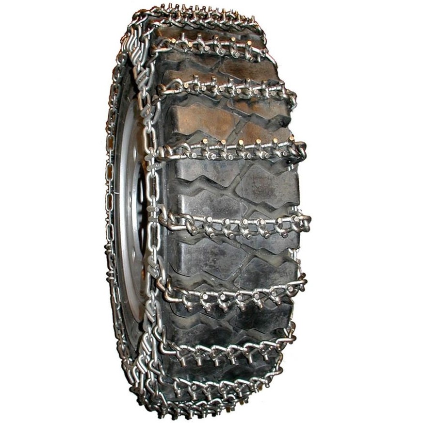 Snøfres kjetting 5mm med rundpigg montert på hjul, viser den klassiske tverrlenkede konstruksjonen som gir godt grep på vinterføre.